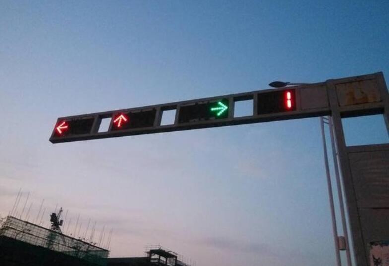 哪种红灯可以右转