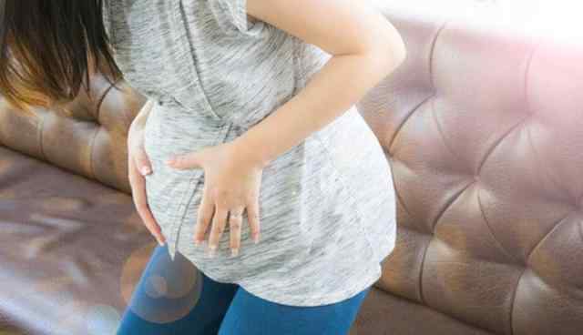 怀孕初期肚子疼正常吗 孕早期肚子疼？这些原因要了解，不是所有疼痛都是正常