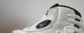 吉尔伯特阿里纳斯 NBA变相怪鞋 沙奎尔-奥尼尔90年代这鞋一定非常时尚