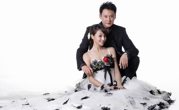 曹颖王斑结婚现场曝光  揭秘两人低调结婚原因