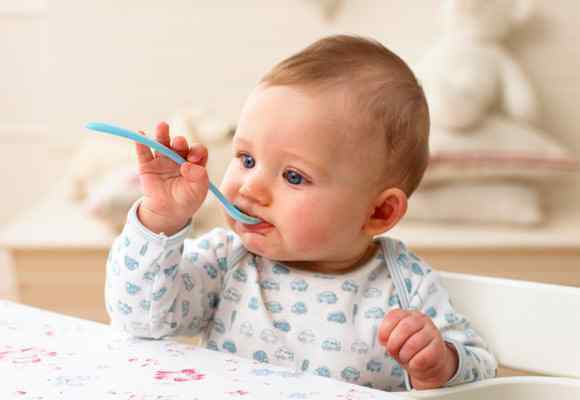 婴儿有必要吃核桃油吗 宝宝多大能吃核桃油