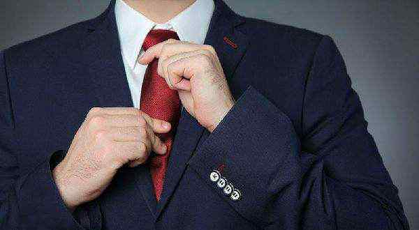 初学者打领带 怎么打领带好看 韩版领带有哪些