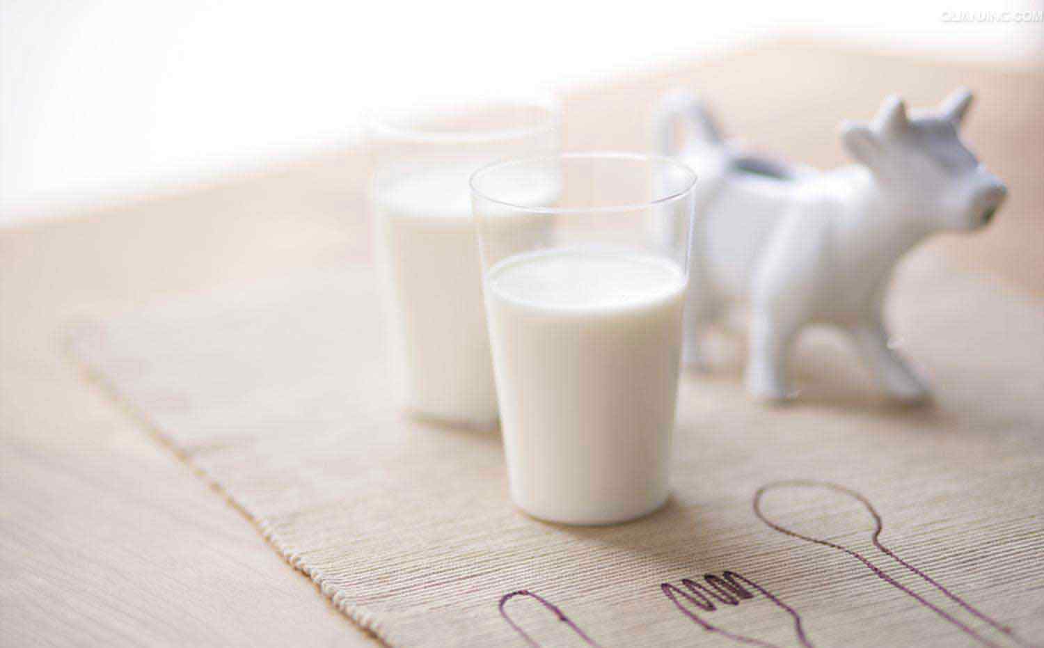 牛奶美白 牛奶美白的简单方法