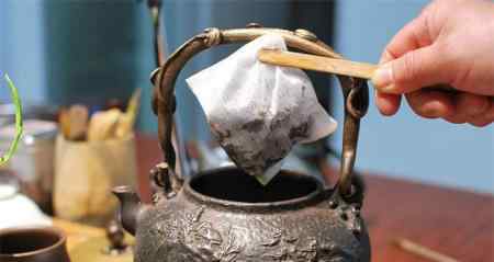 煮茶器适合煮什么茶 煮茶茶壶用什么材质的好？ 煮茶有哪些讲究之处？