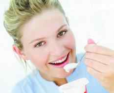 喝酸奶能减肥嘛 喝酸奶能减肥吗？酸奶减肥法有效吗？