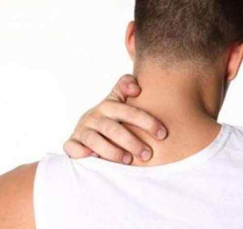 左侧肩膀疼是怎么回事 左肩膀疼是怎么回事？可能是三个方面原因