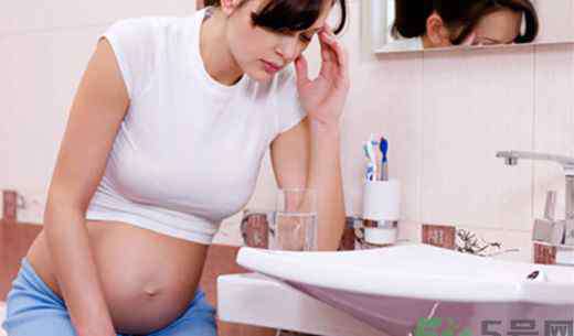 怀孕口水多怎么回事 孕妇老是想吐口水怎么回事?孕妇老想吐口水怎么办