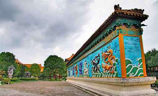 北京故宫九龙壁 故宫九龙壁重300吨,是如何运到故宫的?
