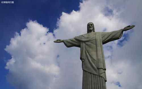 耶稣山 世界最大的基督像，高38米、重1145吨，每年都会遭到雷劈
