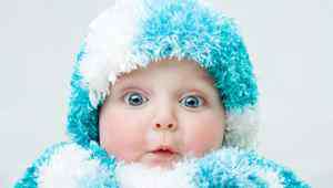 初生婴儿吃多少奶粉 4天婴儿一次吃多少奶粉