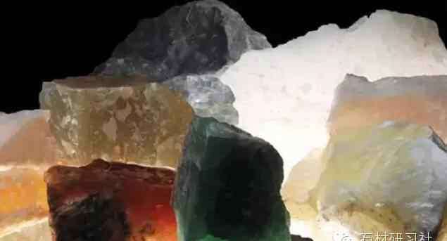 天然玉石 天然玉石是如何生成的？