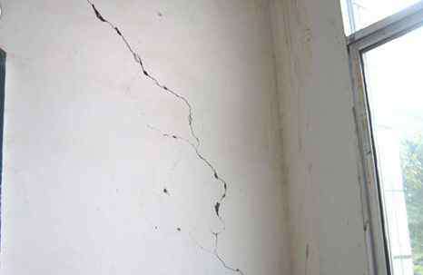 裂缝处理 墙面裂缝修补方法 五种常见的墙面裂缝处理