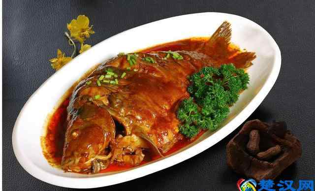 红烧鲫鱼最正宗的做法 红烧鱼怎么做好吃？最正宗的家常做法，一个月吃不腻