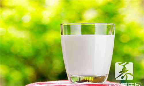 喝什么牛奶能长高 中学生喝什么牛奶能长高呢？