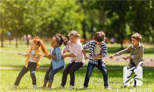 儿童体适能十五个动作 儿童体适能十五个动作