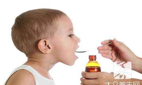 儿童长期喉咙吭吭 孩子喉咙老发出吭吭声