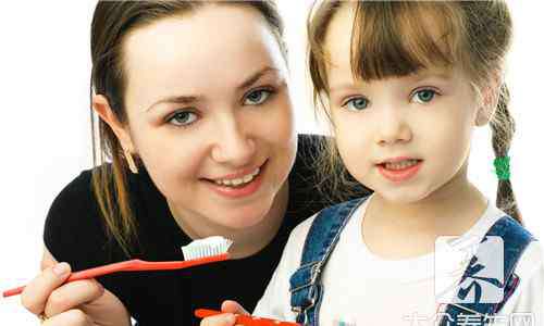 宝宝刷牙的最佳年龄 小孩几岁刷牙最合适