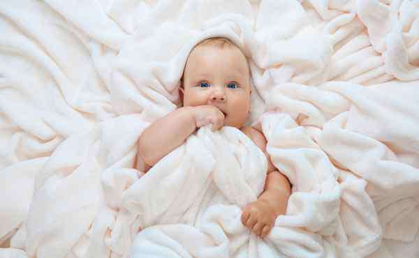 美素婴儿奶粉 美素佳儿婴儿奶粉怎么样 质量安全才更值得信赖